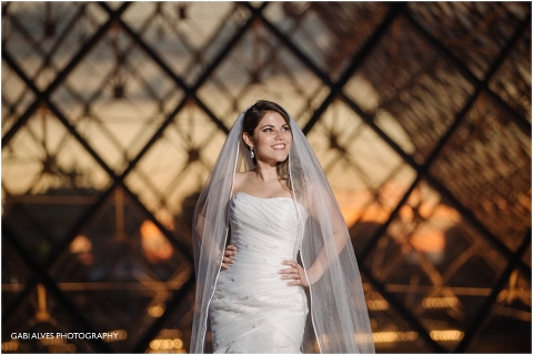 honeymoon-photo-session-paris-english-photographer-louvre_0027