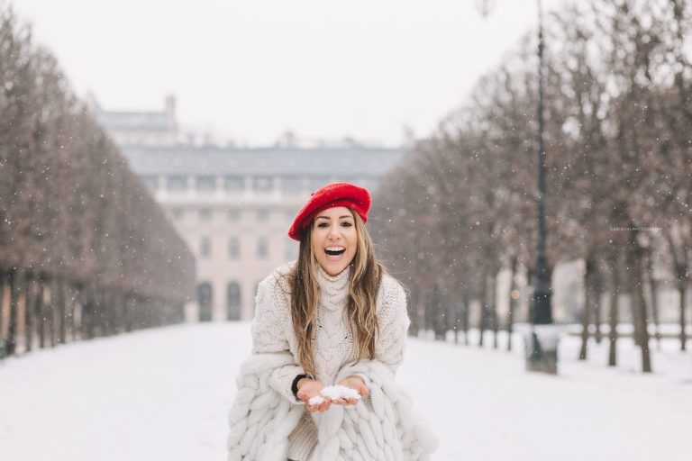 snowy paris photo shooting