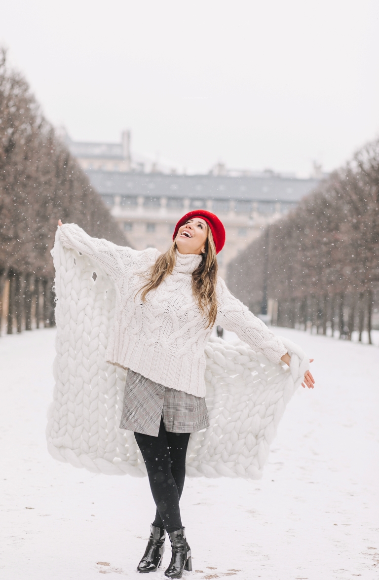 snowy paris photo shooting